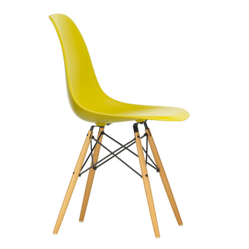 Cadeira Eames em Plástico DSW / Ácer Dourado